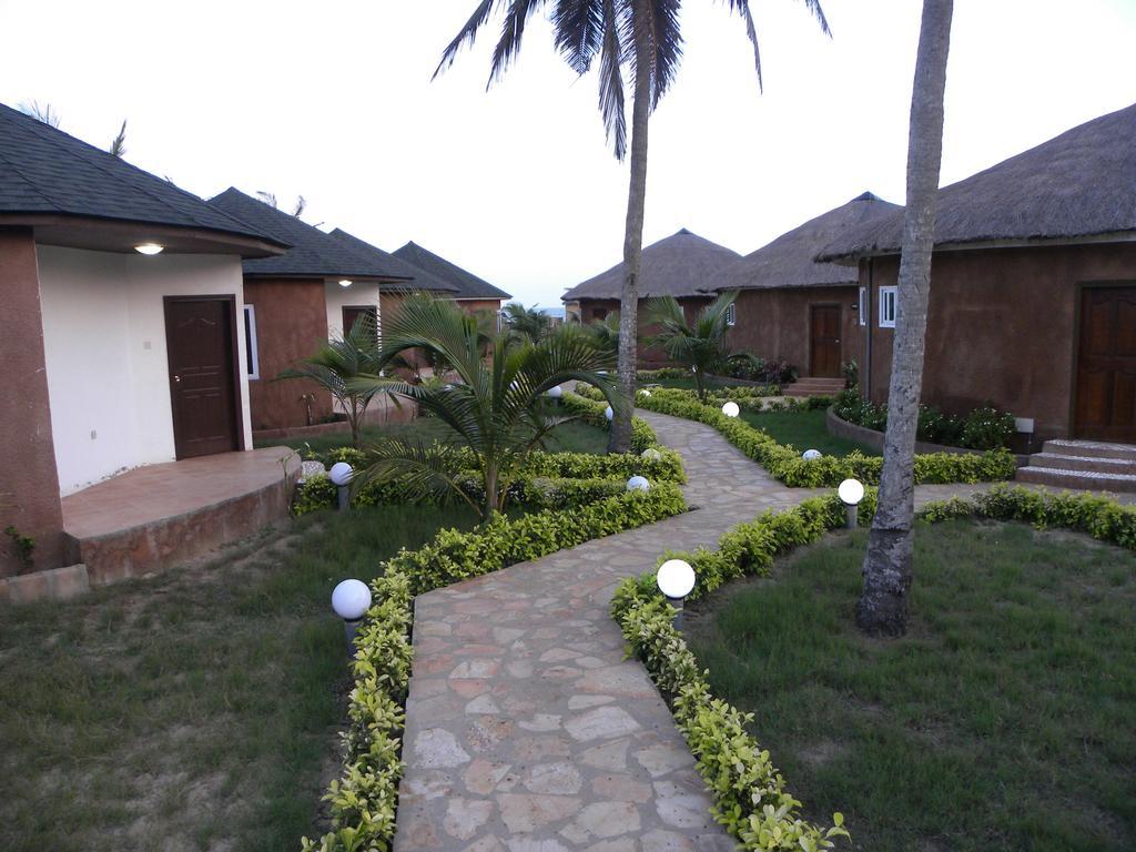 Prampram Legacy Tribe Beach Resort المظهر الخارجي الصورة